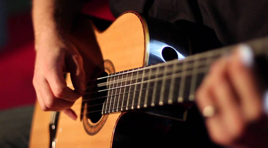 آموزش مقدماتی نوازندگی آرپژ در گیتار