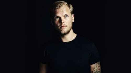 زندگینامه آویچی ستاره ی EDM که در اوج بی نور شد Avicii